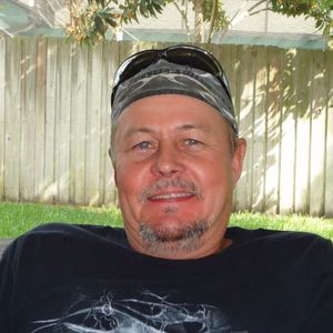 Meet your Posher, Bruce